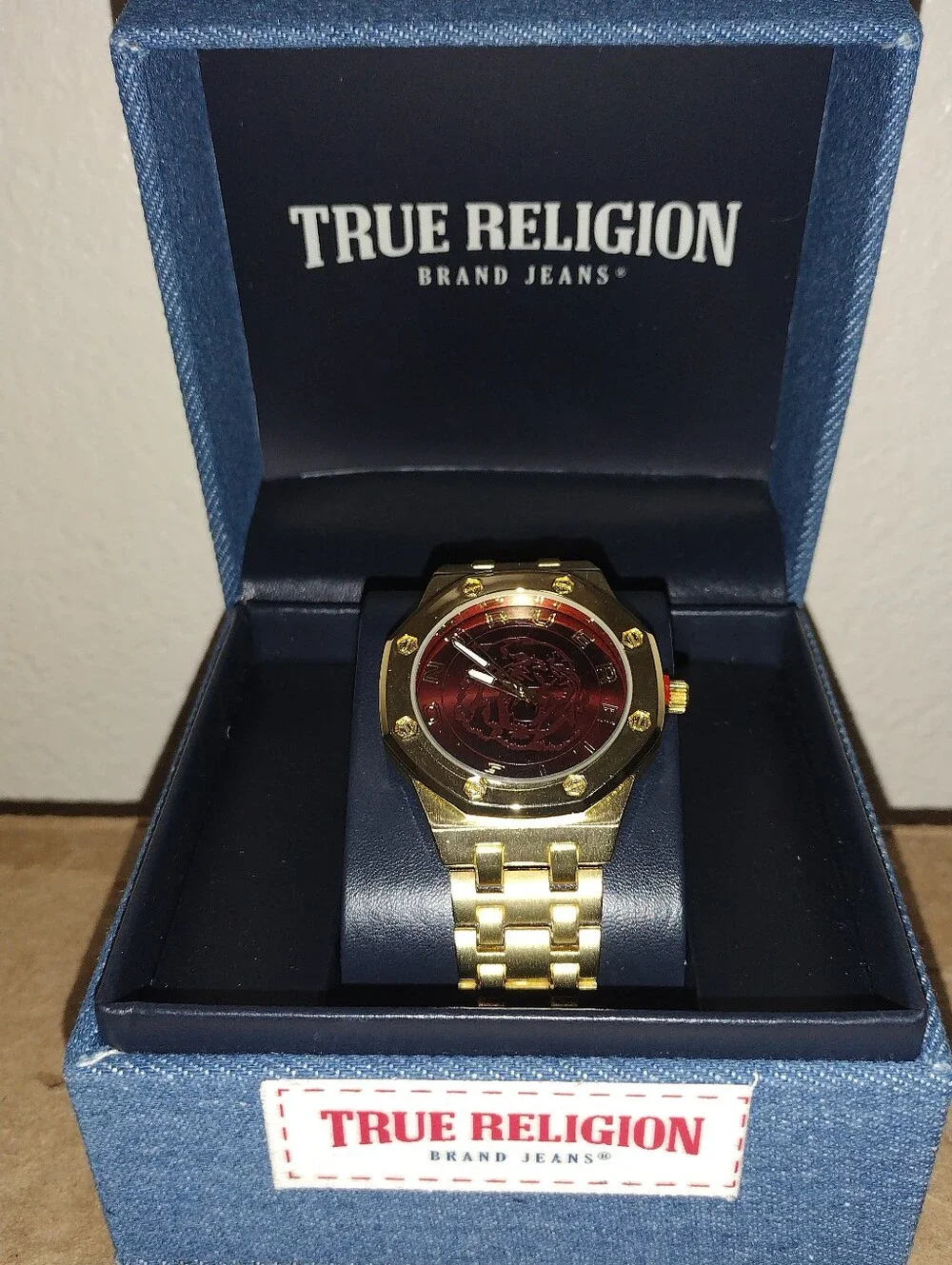 TRUE RELIGION MEN'S WATCH GOLD TONE TRUE RELIGION GOLD TONE TIGER WATCH NEW